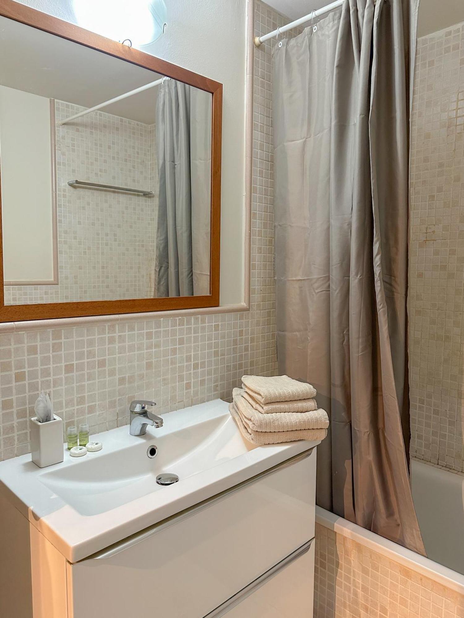Clauhomes Reus Centro Exterior foto